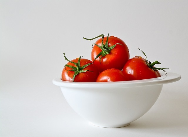 トマトのヘタに白いカビが出ても食べれる 腐っているかの見分け方 主婦の生活ブログ